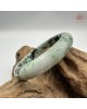 【肌容雪】天然緬甸A貨綠飄花翡翠平安鐲 編號303(鐲圍58.3mm#18.5號)