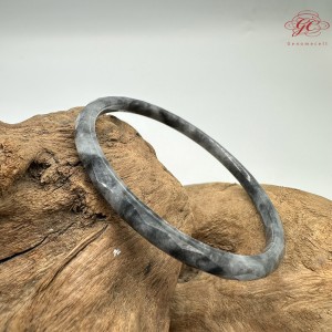 【肌容雪】天然緬甸A貨翡翠冰烏雞叮噹鐲 編號320(鐲圍58.8mm#18.5號)