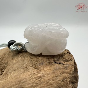 【肌容雪】天然緬甸A貨翡翠糯冰玉兔造型吊墜繩 編號328