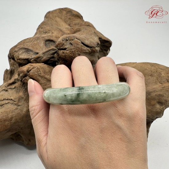 【肌容雪】天然緬甸A貨綠飄花翡翠平安鐲 編號344(鐲圍56.8mm#18號)