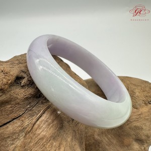 【肌容雪】天然緬甸A貨糯冰春帶彩翡翠平安鐲 編號349(鐲圍54.4mm#17號)