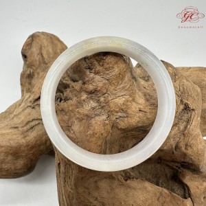 【肌容雪】天然緬甸A貨糯冰粉炫彩翡翠平安鐲 編號358(鐲圍58.4mm#18.5號)