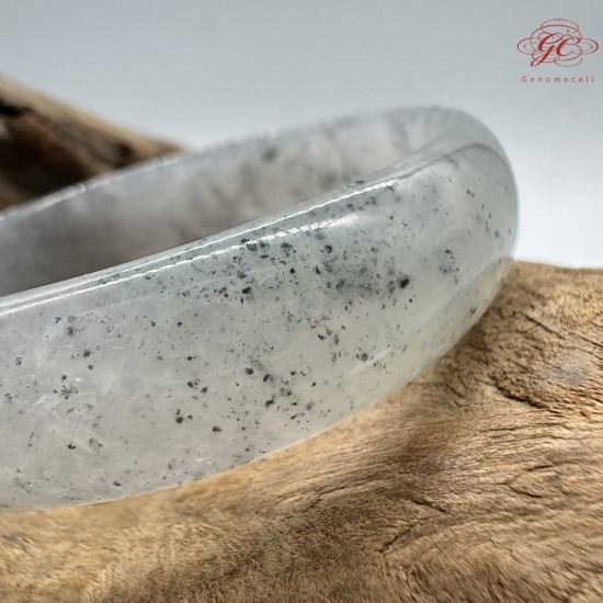 【肌容雪】天然緬甸A貨高冰烏雞翡翠平安鐲 編號412(鐲圍55.4mm#17.5號) 【肌容雪】天然緬甸A貨高冰烏雞翡翠平安鐲 編號412(鐲圍55.4mm#17.5號)