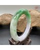 【肌容雪】天然緬甸A貨翡翠陽綠春彩圓條手鐲 編號433(鐲圍54.32mm#17號) 【肌容雪】天然緬甸A貨翡翠陽綠春彩圓條手鐲 編號433(鐲圍54.32mm#17號)