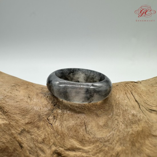 【肌容雪】天然緬甸A貨冰烏雞翡翠戒圈 編號510(戒圍17.6mm#13號) 【肌容雪】天然緬甸A貨冰烏雞翡翠戒圈 編號510(戒圍17.6mm#13號)