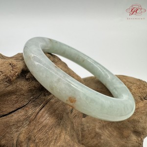 【肌容雪】天然緬甸A貨冰藍灑金翡翠圓條手鐲 編號525(鐲圍55.8mm#17.5號) 【肌容雪】天然緬甸A貨冰藍灑金翡翠圓條手鐲 編號525(鐲圍55.8mm#17.5號)