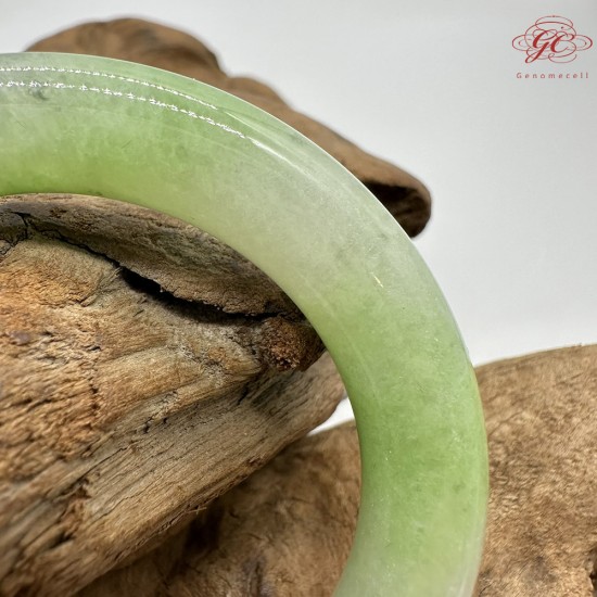 【肌容雪】天然緬甸A貨翠綠春彩翡翠圓條手鐲 編號543(鐲圍53.6mm#17.5號)