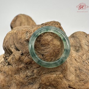 【肌容雪】天然緬甸A貨烏雞翡翠戒圈 編號611(戒圍18.6mm#15號)