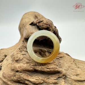 【肌容雪】天然緬甸A貨黃翡翠戒圈 編號637(戒圍15.9mm#9號)