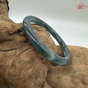 【肌容雪】天然緬甸A貨冰藍翡翠美人條手鐲 編號639(鐲圍56.0mm#17.5號)