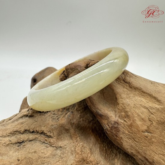 【肌容雪】天然緬甸A貨翡翠冰雞油黃貴妃鐲 編號780(鐲圍57mm#18號)