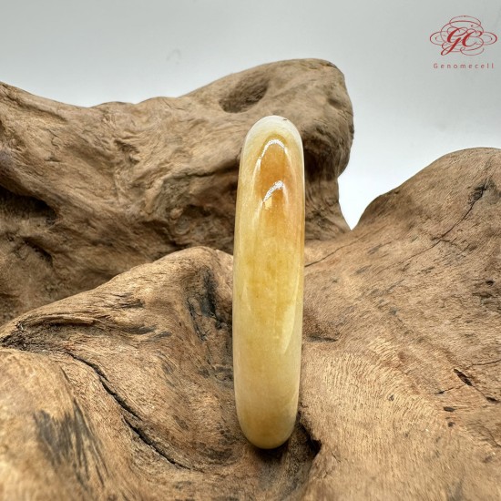 【肌容雪】天然緬甸A貨翡翠冰雞油黃貴妃鐲 編號780(鐲圍57mm#18號)