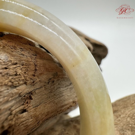 【肌容雪】天然緬甸A貨翡翠冰雞油黃貴妃鐲 編號780(鐲圍57mm#18號)