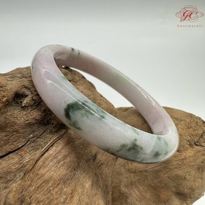 【肌容雪】天然緬甸A貨翡翠粉底綠飄花圓條手鐲 編號831(鐲圍57.3mm#18號) 【肌容雪】天然緬甸A貨翡翠粉底綠飄花圓條手鐲 編號831(鐲圍57.3mm#18號)