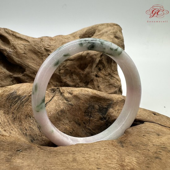 【肌容雪】天然緬甸A貨翡翠粉底綠飄花圓條手鐲 編號831(鐲圍57.3mm#18號)