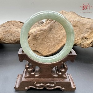 【肌容雪】天然緬甸A貨淡綠黃褐翡翠圓條手鐲 編號920(鐲圍55.1mm#17.5號)