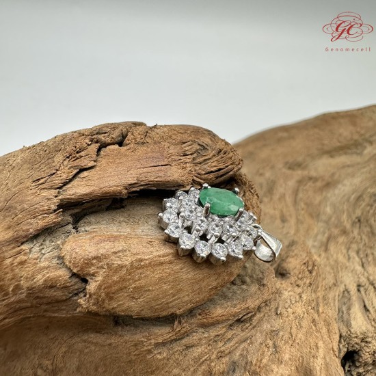 【肌容雪】天然緬甸A貨翡翠蛋面鑲鑽吊墜 編號983