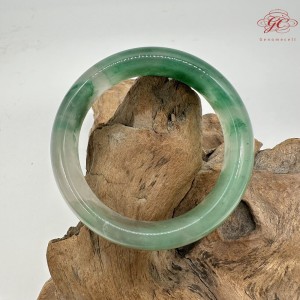 【肌容雪】天然非洲翠-碧嵐晨霧鐲 編號F02(鐲圍55.1mm#17.5號)