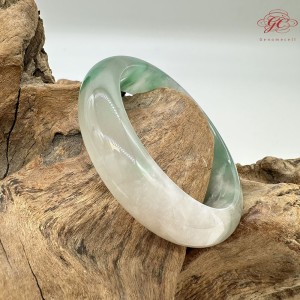 【肌容雪】天然非洲翠-薄霧翠綠鐲 編號F05(鐲圍59.0mm#18.5號)