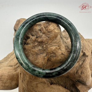 【肌容雪】天然美石深山墨翠圓條手鐲 編號B211(鐲圍56.8mm#18號)附收納盒