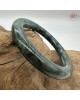 【肌容雪】天然美石深山墨翠圓條手鐲 編號B211(鐲圍56.8mm#18號)附收納盒 【肌容雪】天然美石深山墨翠圓條手鐲 編號B211(鐲圍56.8mm#18號)附收納盒