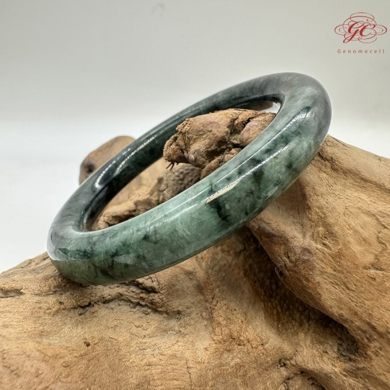 【肌容雪】天然美石深山墨翠圓條手鐲 編號B211(鐲圍56.8mm#18號)附收納盒 【肌容雪】天然美石深山墨翠圓條手鐲 編號B211(鐲圍56.8mm#18號)附收納盒