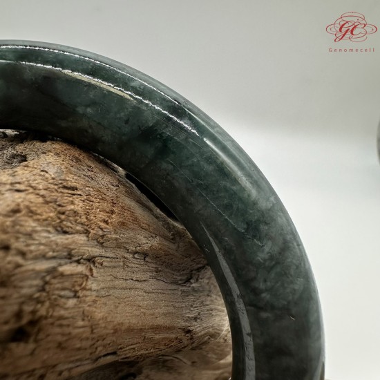 【肌容雪】天然美石深山墨翠圓條手鐲 編號B211(鐲圍56.8mm#18號)附收納盒 【肌容雪】天然美石深山墨翠圓條手鐲 編號B211(鐲圍56.8mm#18號)附收納盒