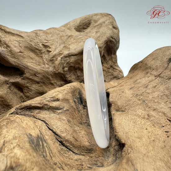 【肌容雪】天然美石白月光瑪瑙圓條手鐲 編號B219(鐲圍57.3mm#18號) 【肌容雪】天然美石白月光瑪瑙圓條手鐲 編號B219(鐲圍57.3mm#18號)