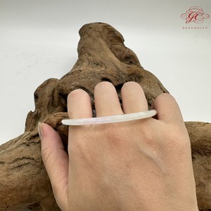 【肌容雪】天然美石冰春彩雙色叮噹鐲 編號B229(鐲圍56.6mm#18號)