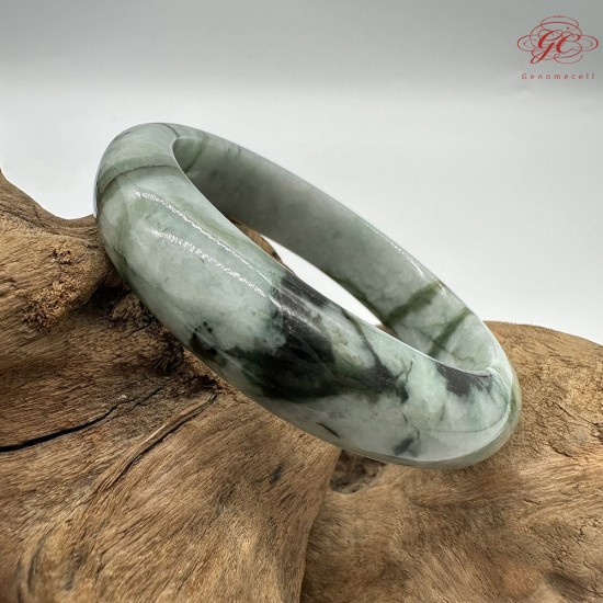 【肌容雪】天然美石綠飄花平安鐲 編號B239(鐲圍57.9mm#18號) 【肌容雪】天然美石綠飄花平安鐲 編號B239(鐲圍57.9mm#18號)