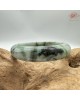 【肌容雪】天然美石綠飄花平安鐲 編號B239(鐲圍57.9mm#18號) 【肌容雪】天然美石綠飄花平安鐲 編號B239(鐲圍57.9mm#18號)
