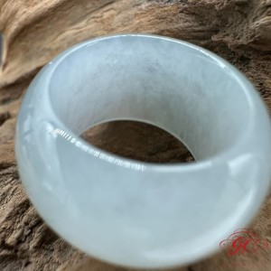 【肌容雪】天然緬甸翡翠A貨白月光翡翠戒圈 編號995(戒圍15.1mm #9號)
