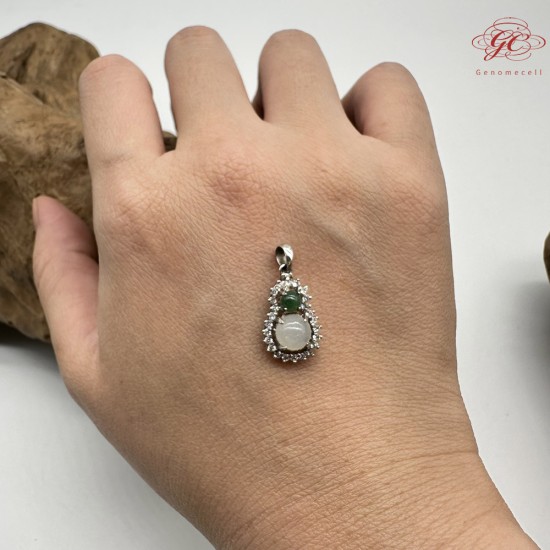 【肌容雪】天然緬甸A貨翡翠葫蘆造型鑲鑽吊墜 編號30