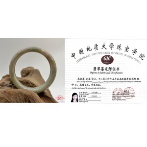【肌容雪】天然緬甸A貨飄花翡翠特色手鐲 編號132 (鐲寬57.3mm #18.5號)