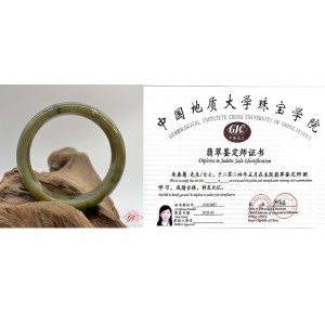 【肌容雪】天然緬甸A貨湖水綠飄花翡翠特色手鐲 編號137 (鐲寬58.7mm #19號)
