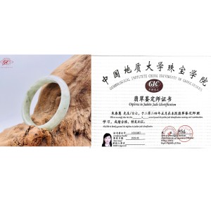 【肌容雪】天然緬甸A貨 紫底飄綠花翡翠特色貴妃手鐲 編號138 (鐲寬54.5mm #17.5號)