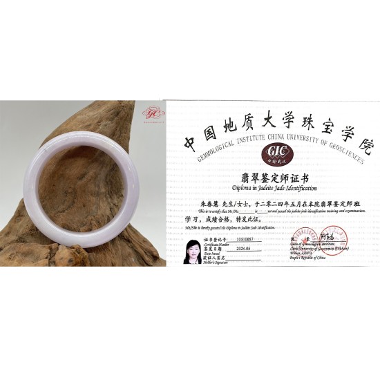 【肌容雪】天然緬甸A貨粉底灑烏雞翡翠特色手鐲 編號180 (鐲寬57.2mm #18.5號) 【肌容雪】天然緬甸A貨粉底灑烏雞翡翠特色手鐲 編號180 (鐲寬57.2mm #18.5號)