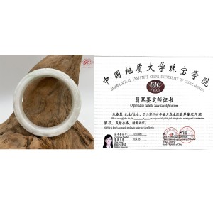 【肌容雪】天然緬甸A貨白底飄花雕工翡翠手鐲 編號78 (鐲寬 55.3mm #18號)