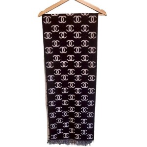 二手奢侈品Chanel 雙面雙色雙C Logo圍巾  (9.9新,長190寬35)-編號S238