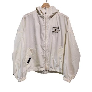 二手奢侈品Chanel 白色連帽休閒夾克 (9.9新,肩42胸124長58)-編號S292
