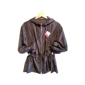 二手奢侈品LV Vivienne 皮革貼章外套 (9.9新,肩46胸112長66 100% 聚酰胺纖維)-編號S308