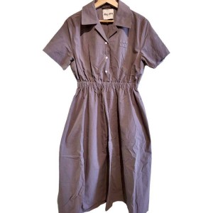 二手奢侈品Miu Miu 襯衫式連身裙 (9.9新,肩42胸96長125（含腰帶))-編號S383
