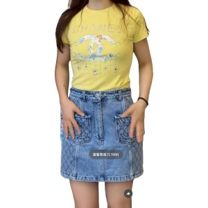 二手奢侈品香奈兒Chanel 黃色T杉 (9.9新,肩36胸84長50（有彈性）)-編號S417