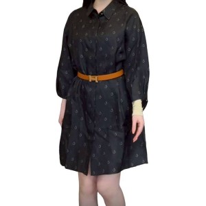 二手奢侈品Hermès愛馬仕 經典 Aux Champs en Fleurs 真絲寬版襯衫式連身裙 (肩52胸56長92) 編號S428