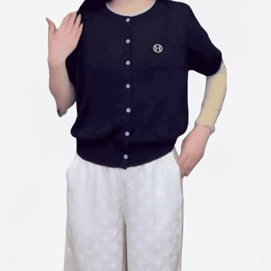二手奢侈品Hermès愛馬仕 深藍短袖針織刺繡開襟衫(9.9新  肩40胸50長55) -編號S430