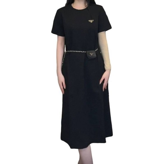 【二手精品9.9新】Prada（普拉達） 三角標短袖連身裙（肩38胸42長110袖長19）編號S480