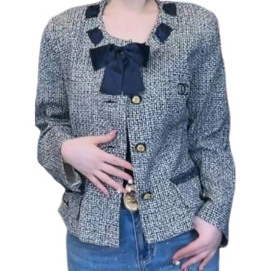 【二手精品9.9新】 Chanel (香奈兒) 經典斜紋軟呢外套 (肩38胸46長57袖長57)編號S529