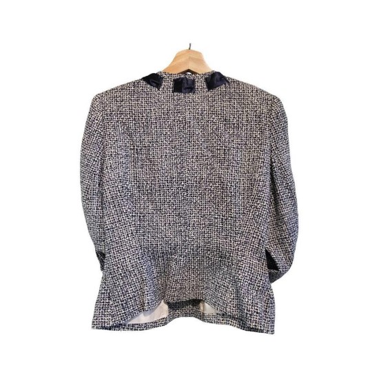 【二手精品9.9新】 Chanel (香奈兒) 經典斜紋軟呢外套 (肩38胸46長57袖長57)編號S529
