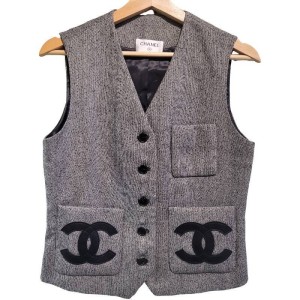 【二手精品9.9新】 CHANEL（香奈兒）經典粗呢（Tweed）馬甲背心套裝(肩38胸44長57)編號S543