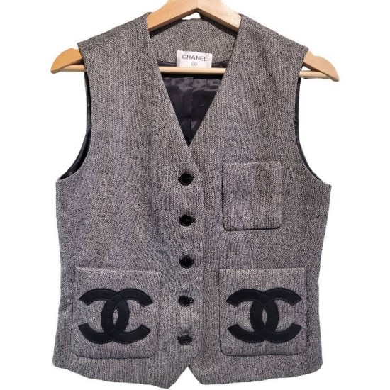 【二手精品9.9新】 CHANEL（香奈兒）經典粗呢（Tweed）馬甲背心套裝(肩38胸44長57)編號S543